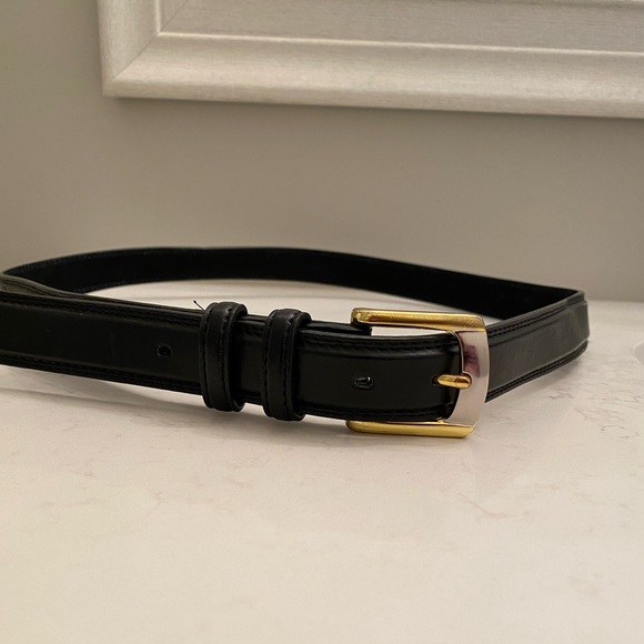 EUC MEN’S SIZE 44 DRESS BELT WITH A SILVER AND GOLD TONE BUCKLE - Picture 5 of 7